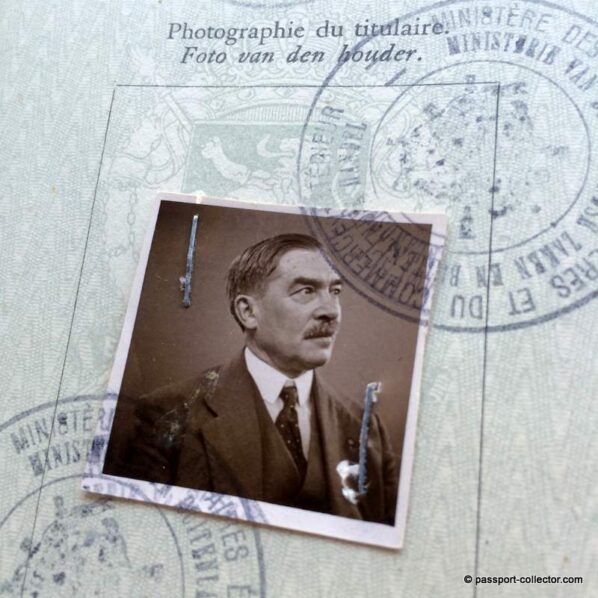 Belgium Diplomatic Passports Gilbert Mullie and wife 1954